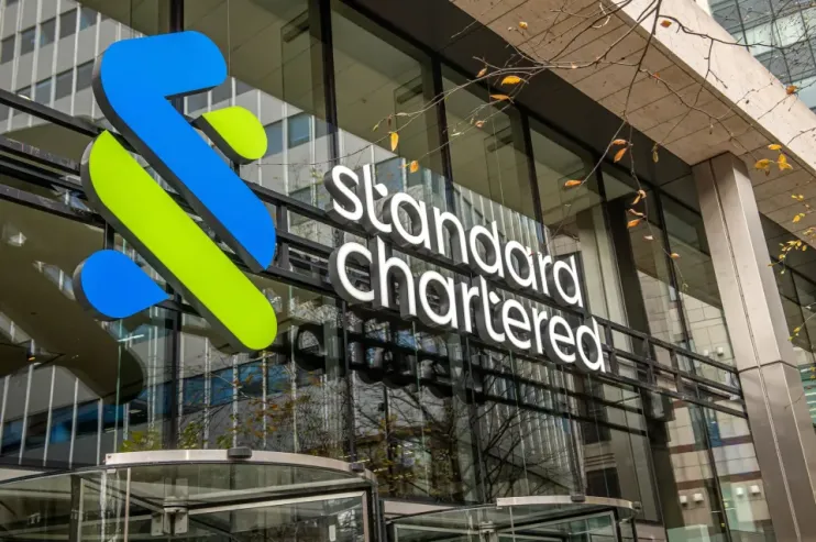 Standard Chartered voorziet mogelijke renteverlaging van 50 basispunten door de Fed