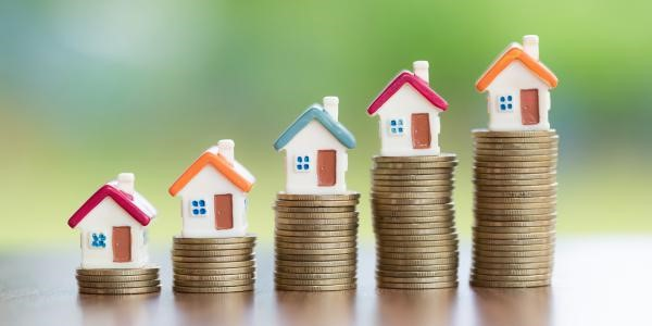Rentevrees jaagt woningmarkt aan, aanvragen schieten plots omhoog.