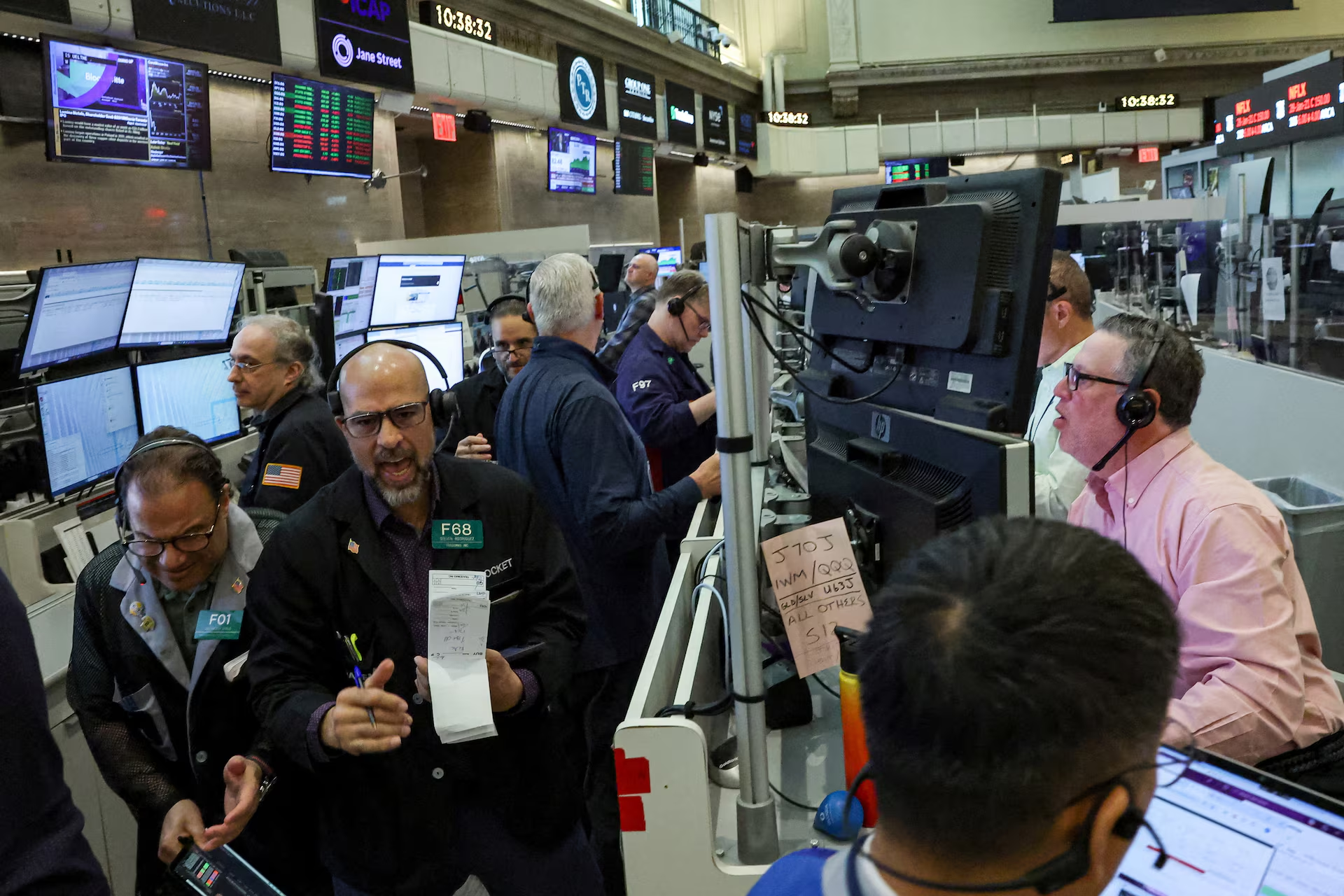 S&P 500 en Nasdaq profiteren van AI-optimisme en groeicijfers