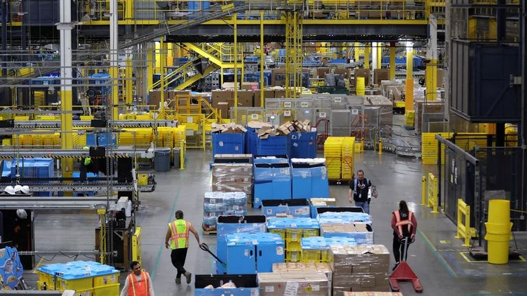Amazon werft 250.000 seizoensarbeiders aan voor drukste periode van het jaar