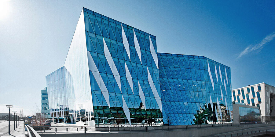 Saxo Bank ziet verkoopgolf: technische niveaus breken.
