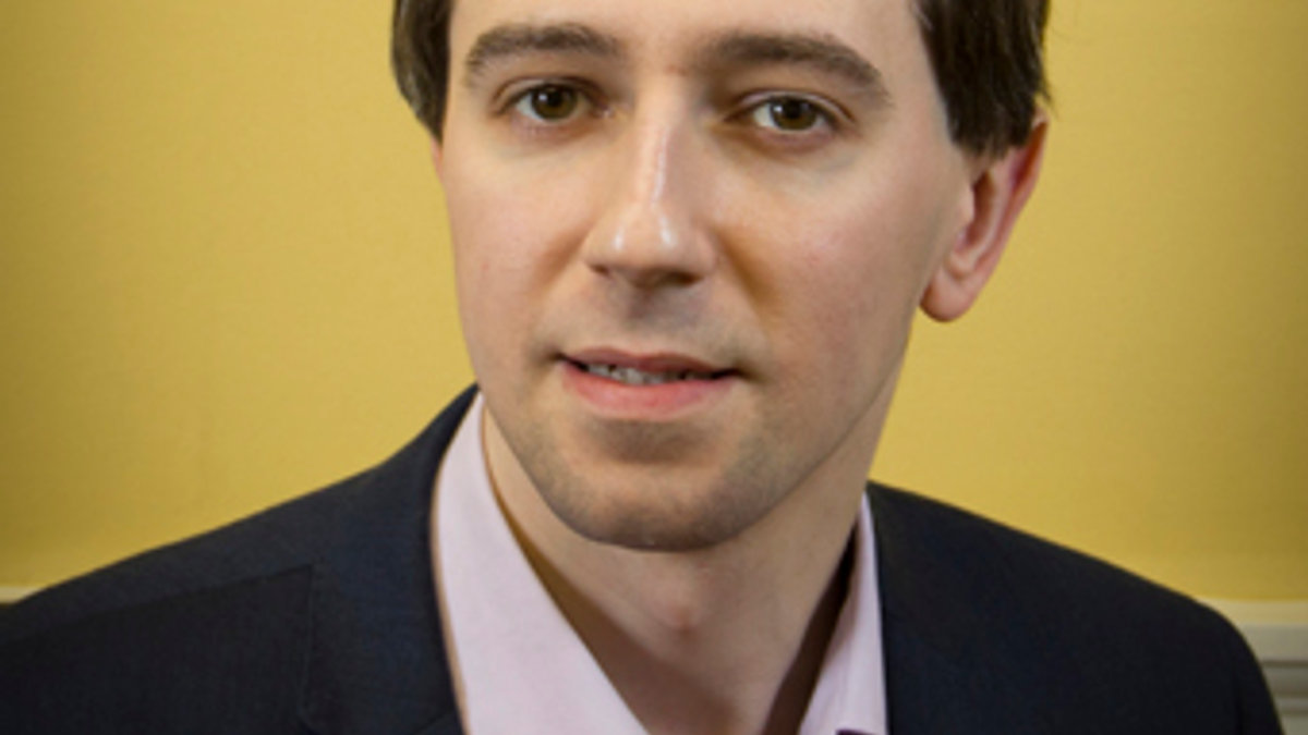 Simon Harris, Iers minister van Financiën betrokken bij het kapitaalmarktakkoord. Officieel archiefportret, opnamejaar onbekend.